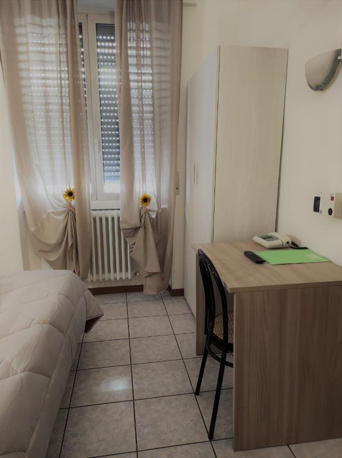 Hotel Marinoni Lomazzo Eksteriør bilde