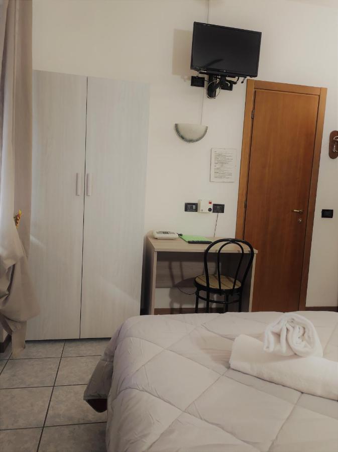 Hotel Marinoni Lomazzo Eksteriør bilde