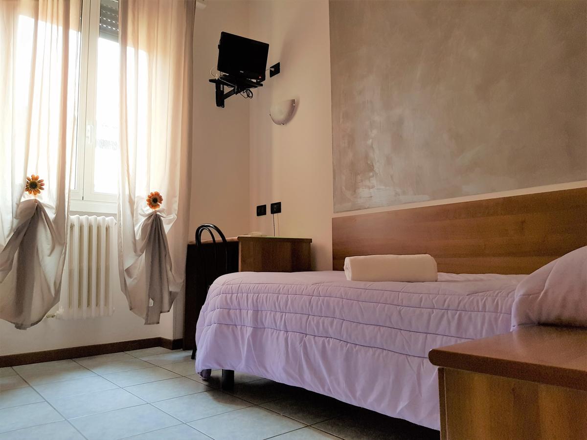 Hotel Marinoni Lomazzo Eksteriør bilde