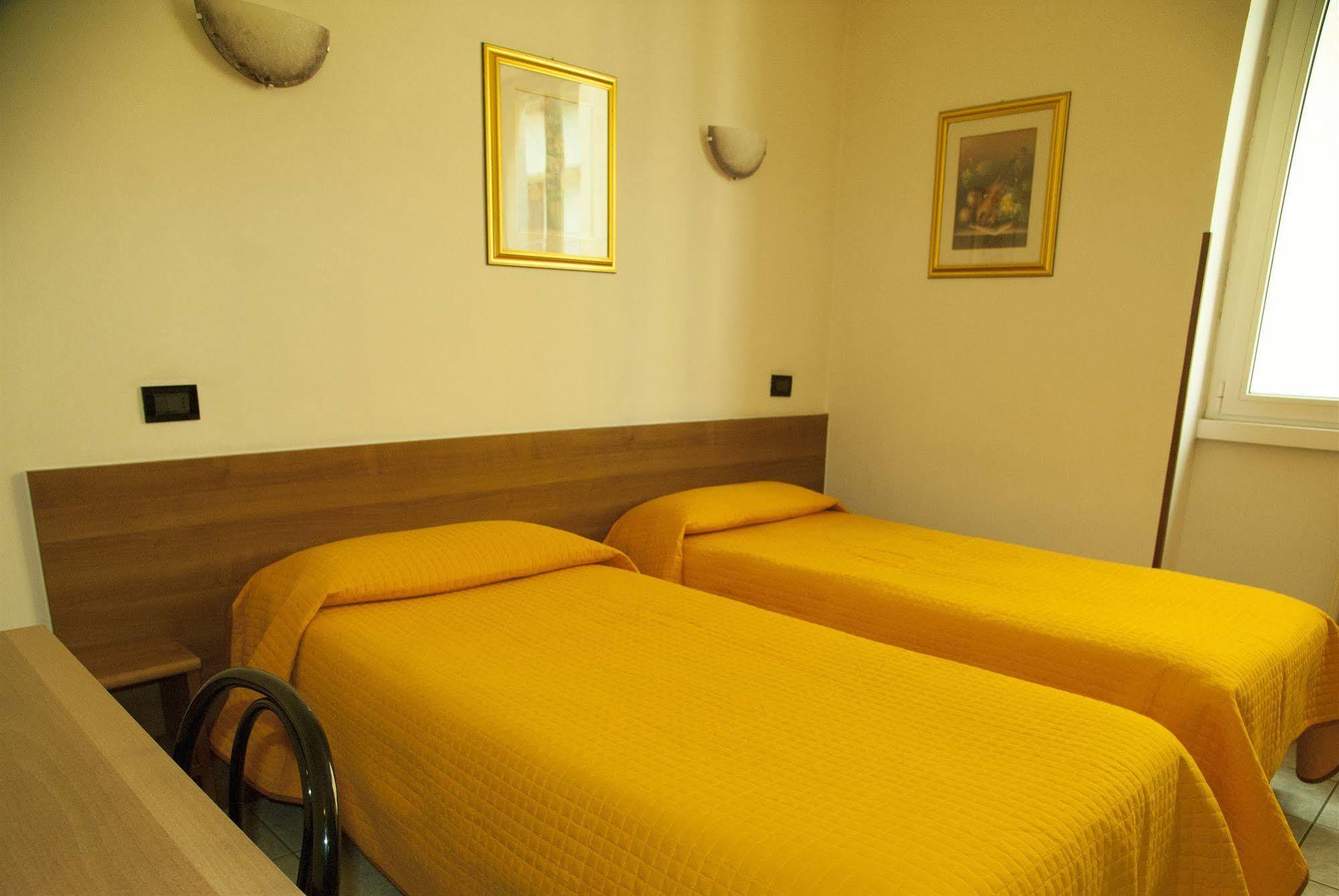 Hotel Marinoni Lomazzo Eksteriør bilde