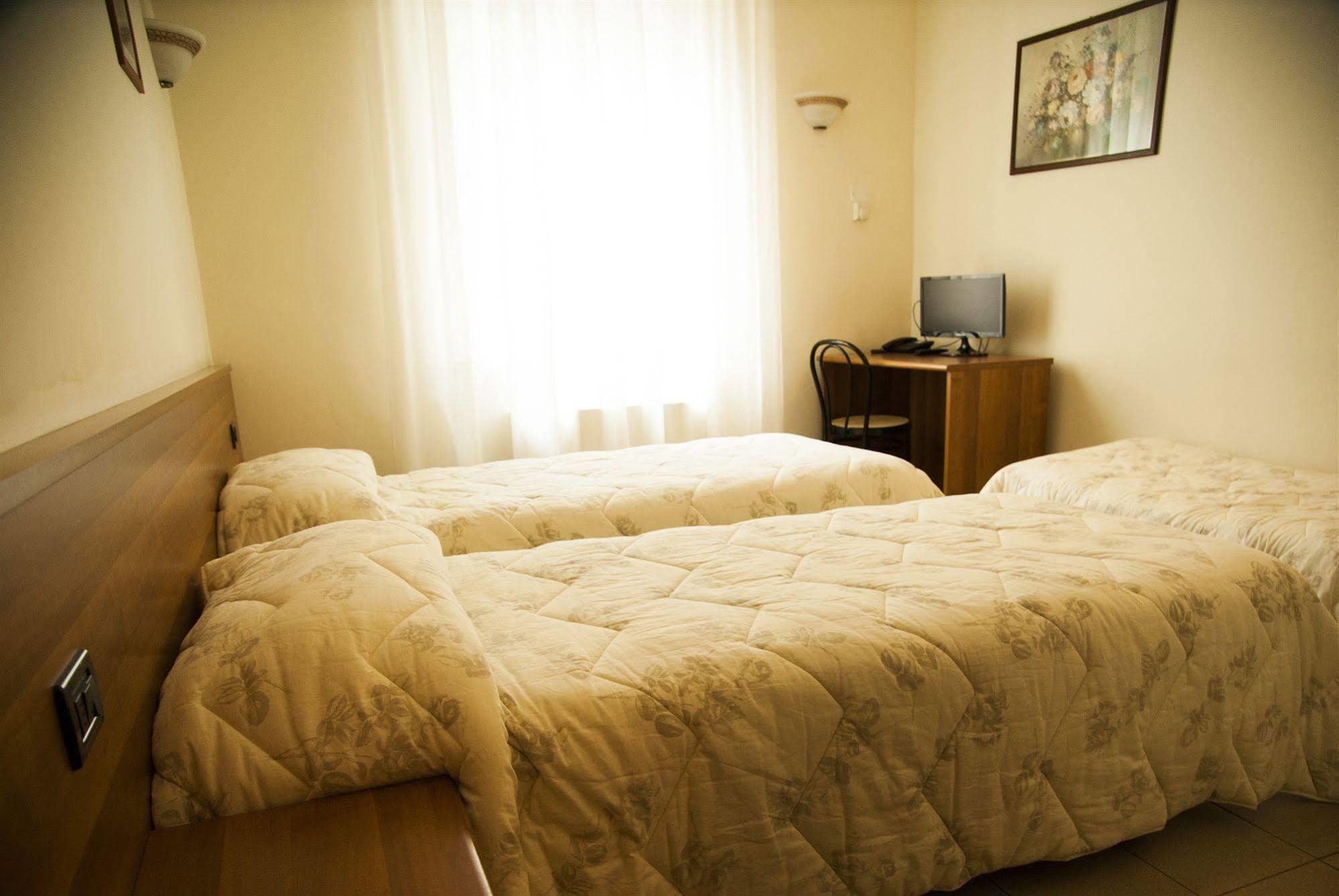 Hotel Marinoni Lomazzo Eksteriør bilde